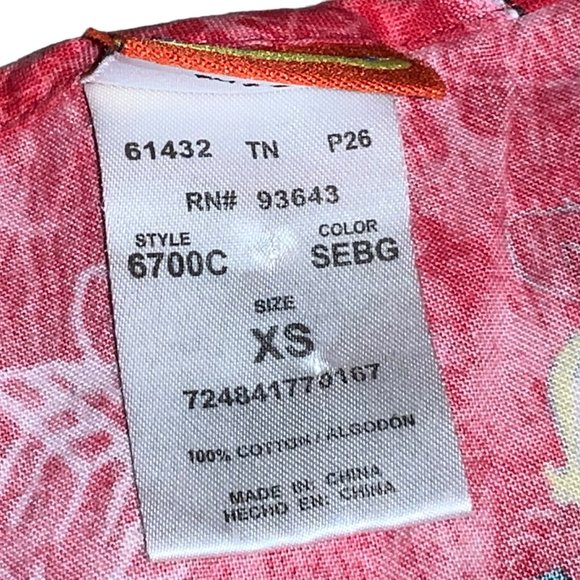 Dr Seuss Grinch 50th Birthday Nurse Scrub Christmas Medical Top Size XS - Picture 8 of 10